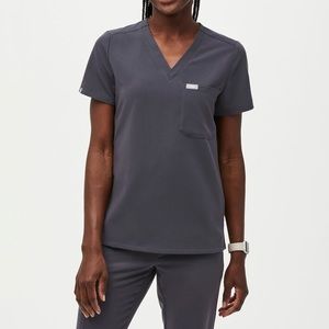 Figs Catarina One- Pocket Scrub Top Charcoal